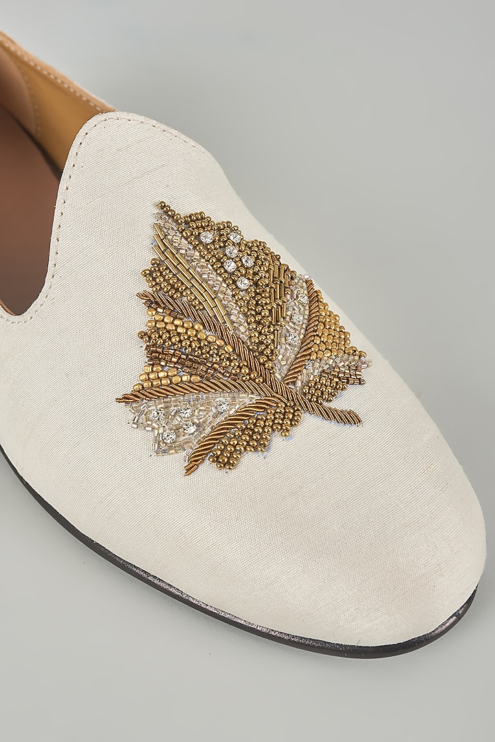 Ivory Leather Mojaris by ARTIMEN at Pernia's Pop Up Shop