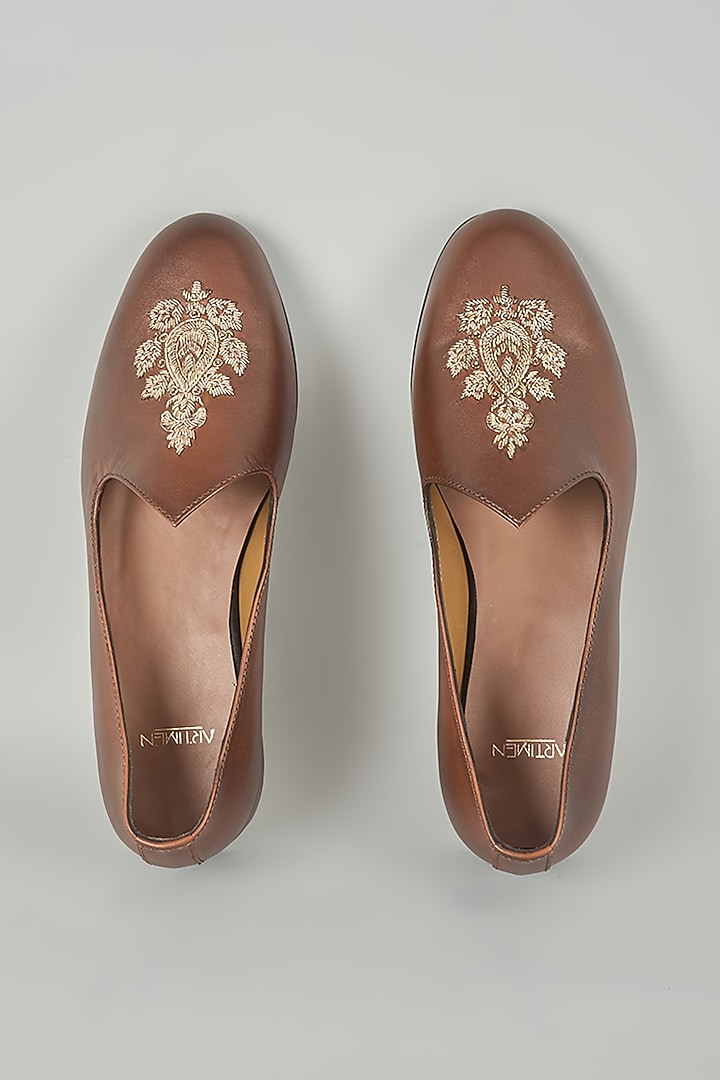 Brown Leather Mojaris by ARTIMEN at Pernia's Pop Up Shop