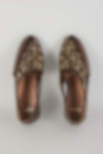 Brown Leather Mojaris by ARTIMEN at Pernia's Pop Up Shop