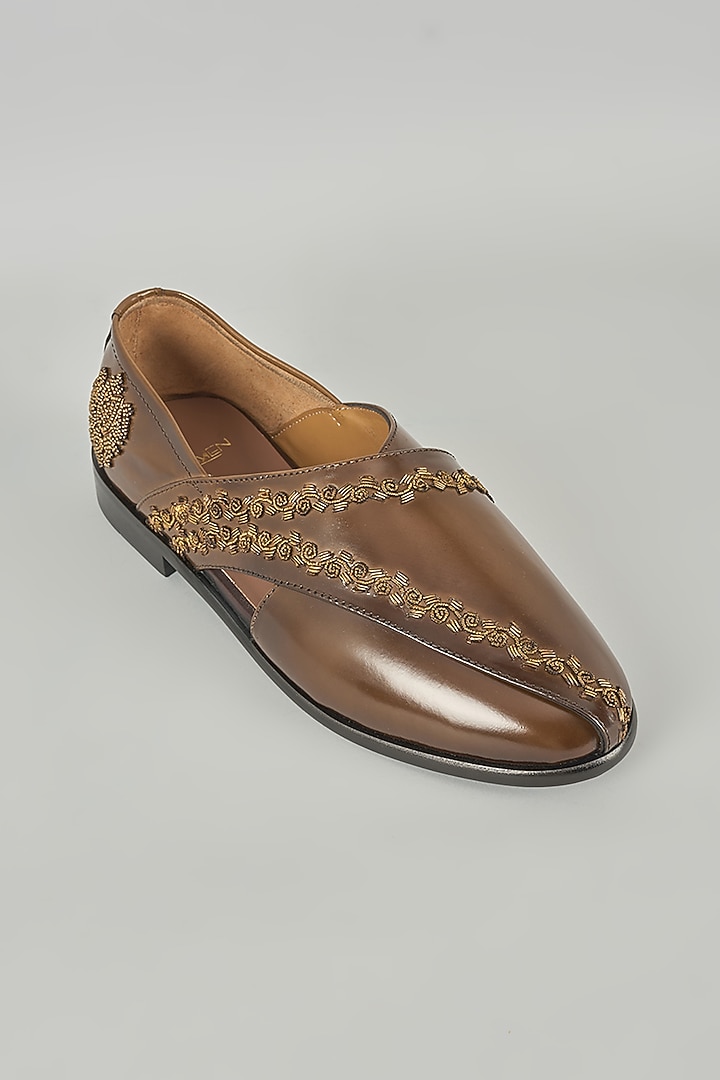 Brown Leather Mojaris by ARTIMEN at Pernia's Pop Up Shop