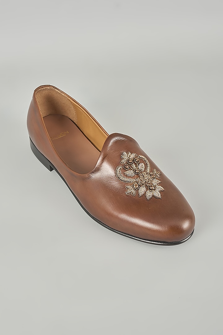 Tan Leather Mojaris by ARTIMEN at Pernia's Pop Up Shop