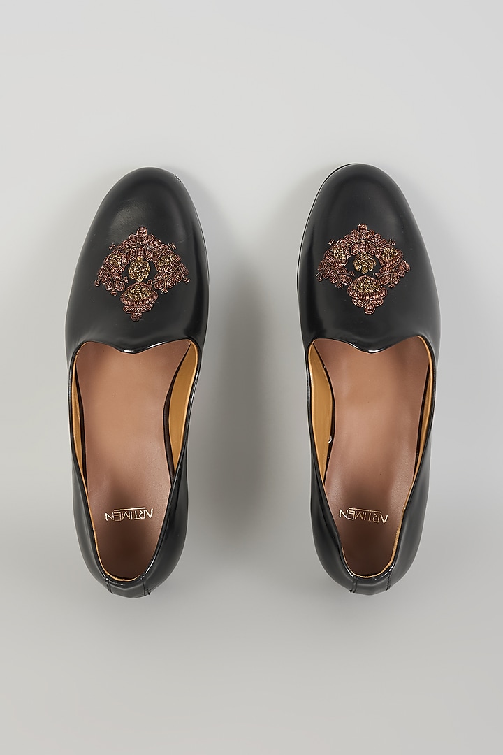 Black Leather Mojaris by ARTIMEN at Pernia's Pop Up Shop