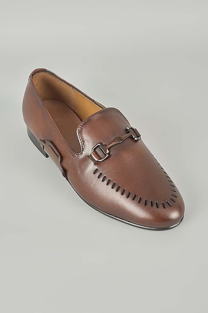 Brown Leather Mojaris by ARTIMEN at Pernia's Pop Up Shop
