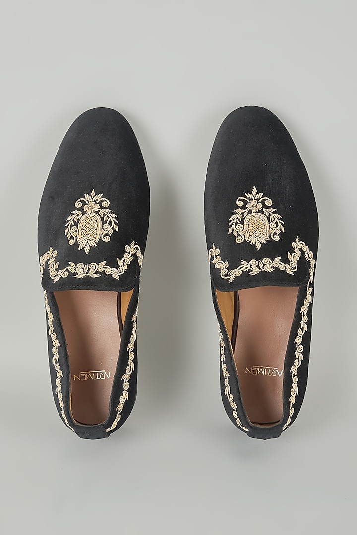 Black Leather Mojaris by ARTIMEN at Pernia's Pop Up Shop