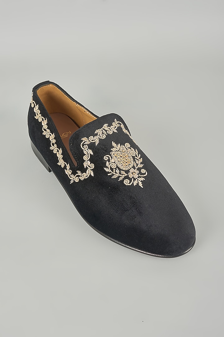 Black Leather Mojaris by ARTIMEN at Pernia's Pop Up Shop