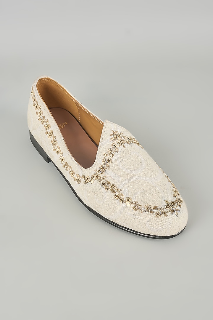 Ivory Leather Mojaris by ARTIMEN at Pernia's Pop Up Shop
