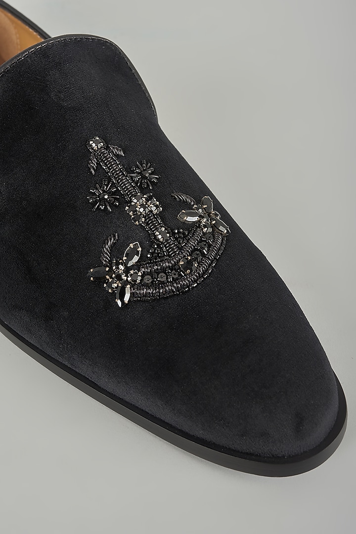 Black Leather Mojaris by ARTIMEN at Pernia's Pop Up Shop
