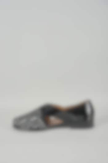 Black Leather Mojaris by ARTIMEN at Pernia's Pop Up Shop