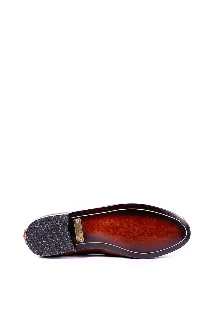 Burnt Tan Leather Handcrafted Juttis by ARTIMEN at Pernia's Pop Up Shop