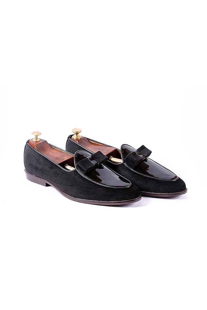 Black Patent Leather Handcrafted Shoes by ARTIMEN at Pernia's Pop Up Shop