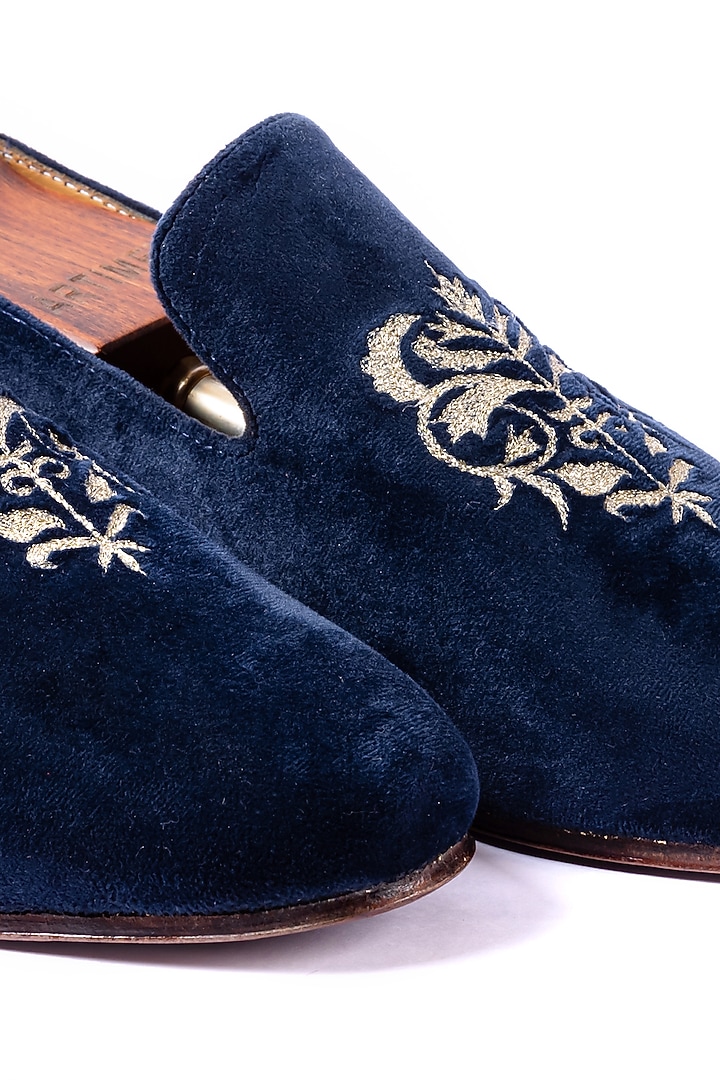 Blue Velvet Motifs Shoes by ARTIMEN at Pernia's Pop Up Shop