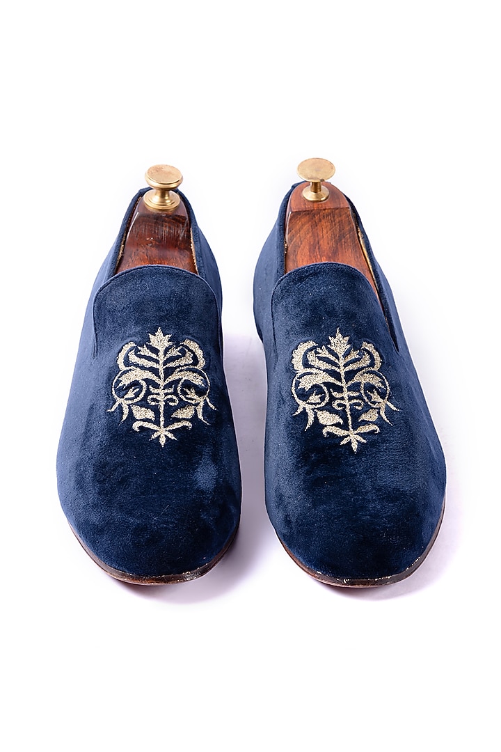 Blue Velvet Motifs Shoes by ARTIMEN at Pernia's Pop Up Shop