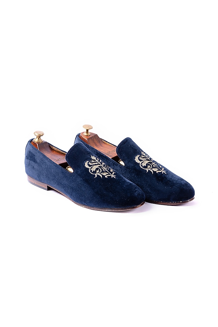 Blue Velvet Motifs Shoes by ARTIMEN at Pernia's Pop Up Shop