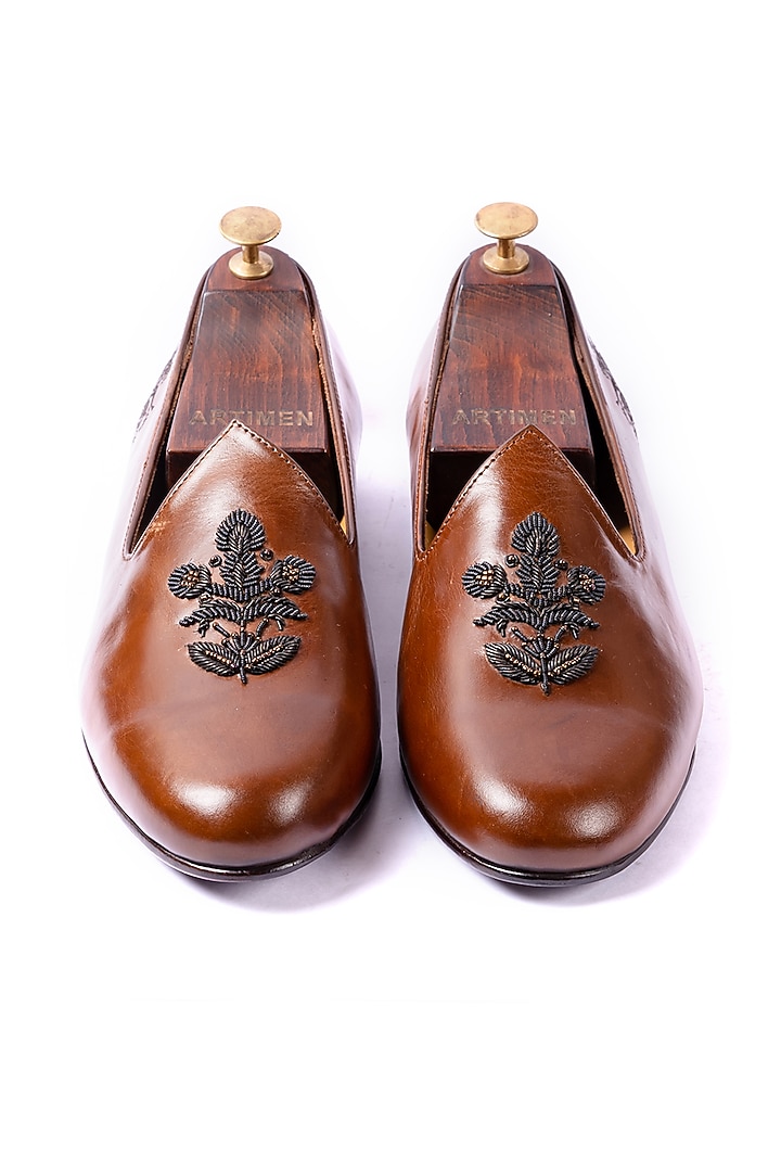 Burnt Tan Leather Hand Embroidered Handcrafted Juttis by ARTIMEN at Pernia's Pop Up Shop