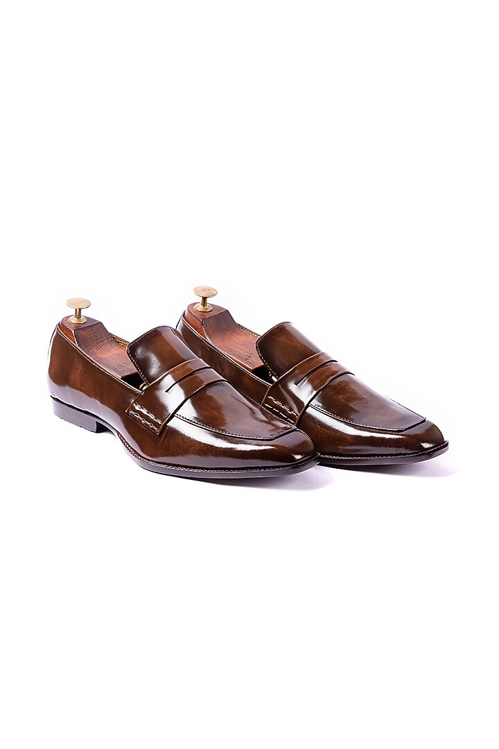 Burnt Brown Leather Handcrafted Loafers by ARTIMEN at Pernia's Pop Up Shop