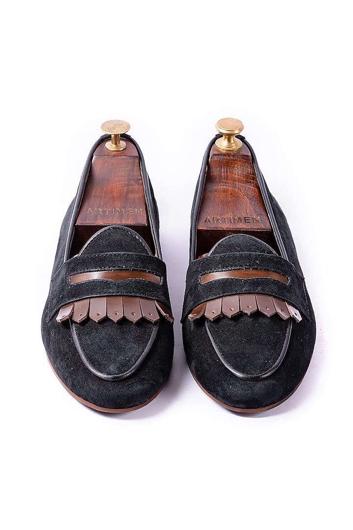 Black & Brown Leather Suede Juttis by ARTIMEN