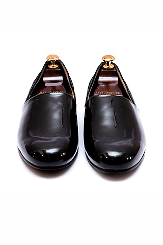 Black Leather Hand Embroidered Juttis by ARTIMEN