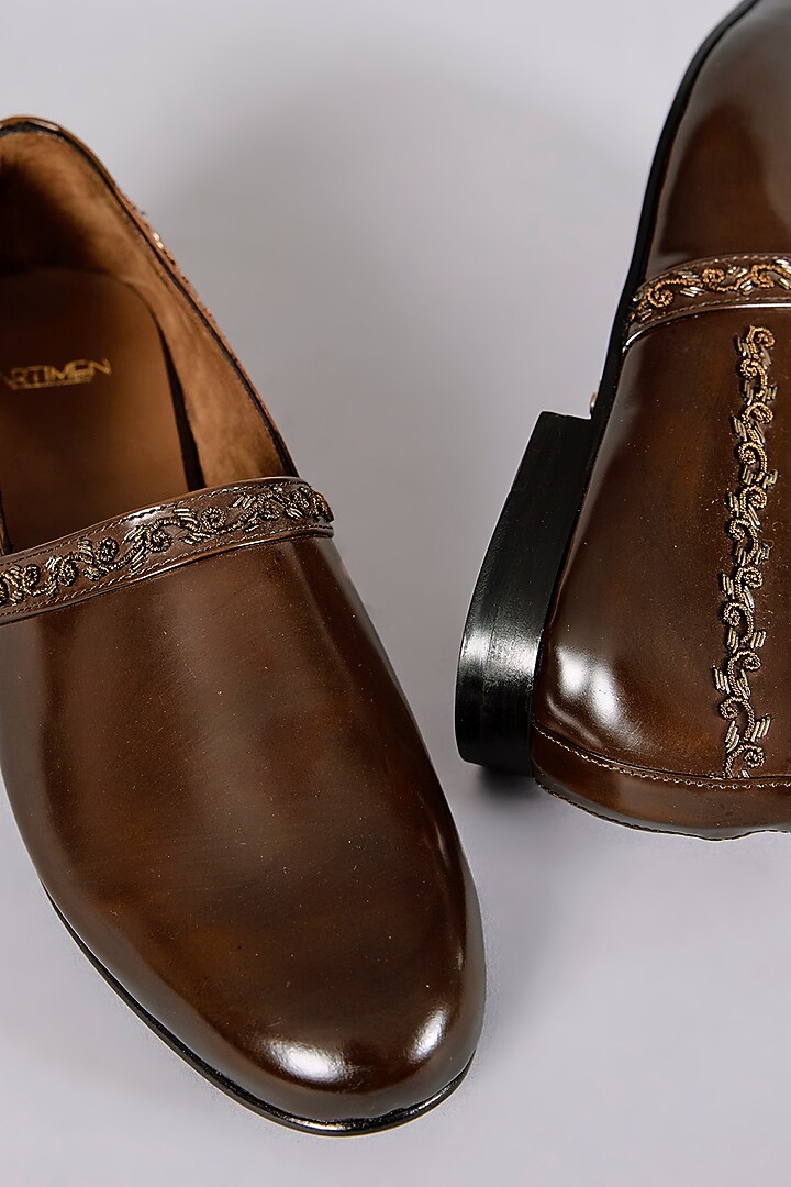 Brown Leather Dabka Hand Embroidered Juttis by ARTIMEN at Pernia's Pop Up Shop