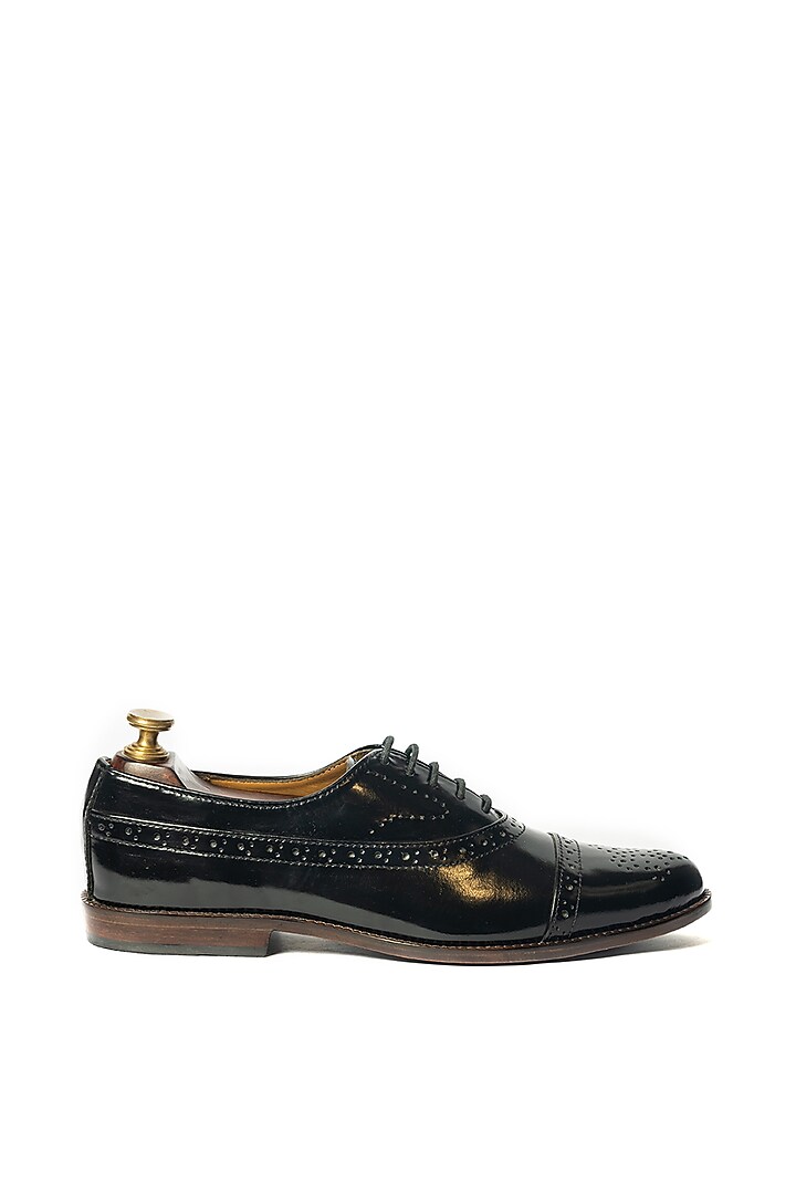 Black Leather Handmade Shoes by ARTIMEN at Pernia's Pop Up Shop