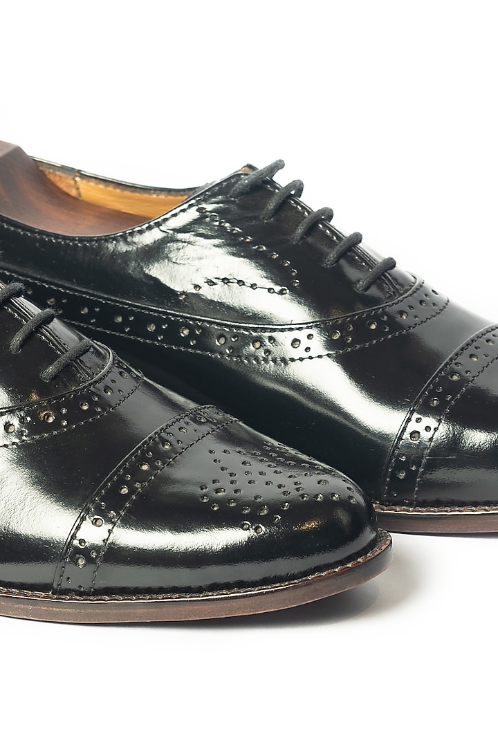 Black Leather Handmade Shoes by ARTIMEN at Pernia's Pop Up Shop