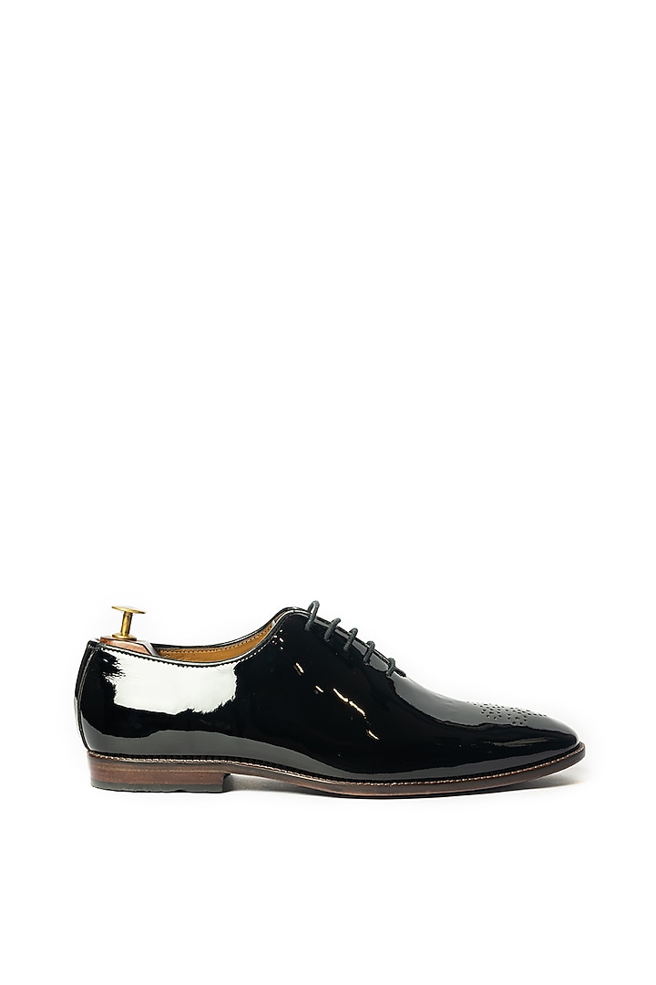 Black Patent Leather Shoes by ARTIMEN at Pernia's Pop Up Shop