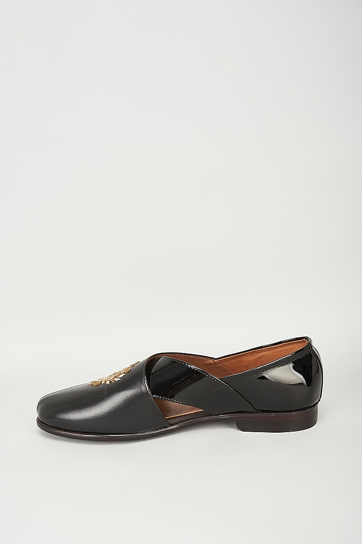 Black Leather Hand Embroidered Peshawari Shoes by ARTIMEN at Pernia's Pop Up Shop