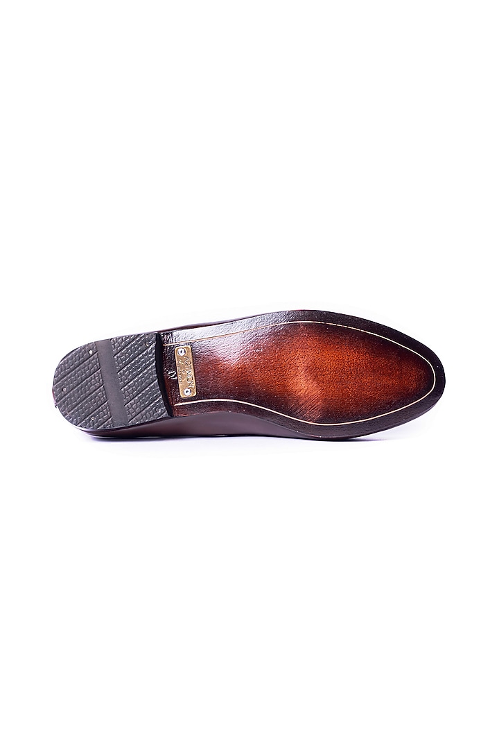 Dark Brown Leather Hand Embroidered Juttis by ARTIMEN at Pernia's Pop Up Shop
