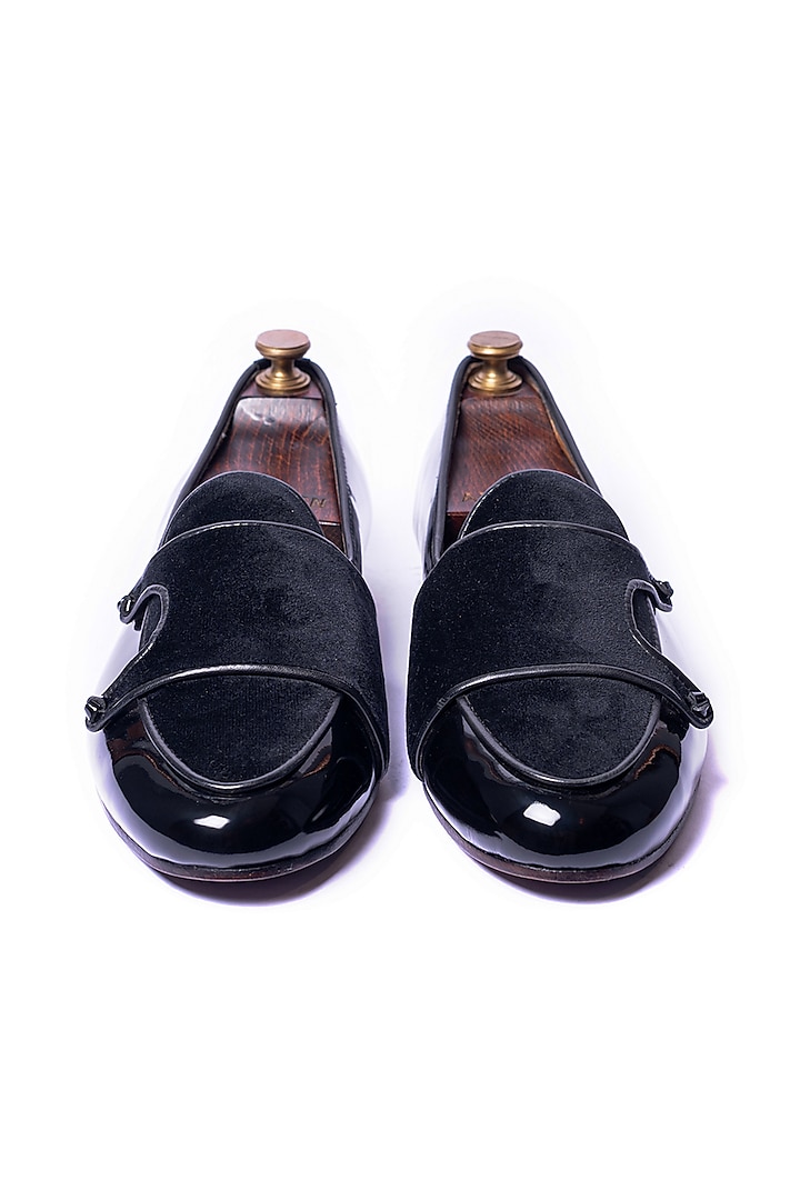 Black Strapped Leather & Velvet Loafers by ARTIMEN