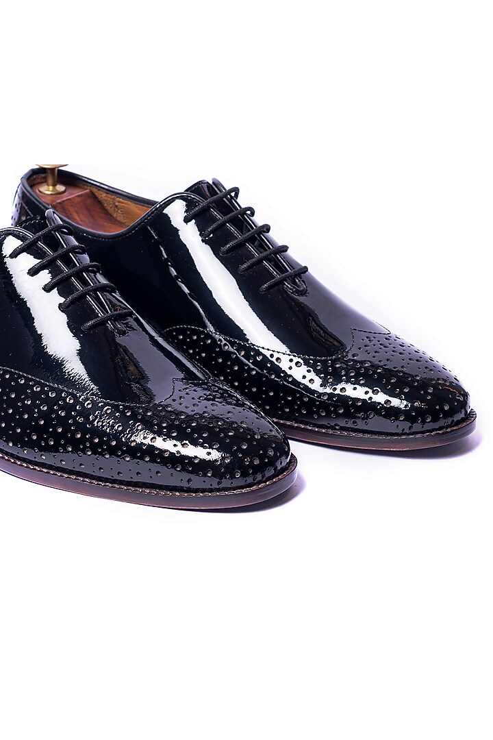Black Leather Lace-Up Shoes by ARTIMEN at Pernia's Pop Up Shop