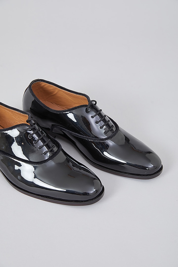 Black Patent Leather Oxfords by ARTIMEN at Pernia's Pop Up Shop