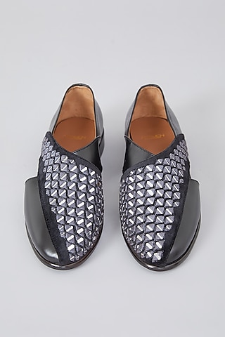 Grey Leather Mirror Embroidered Peshawari Sandals by ARTIMEN