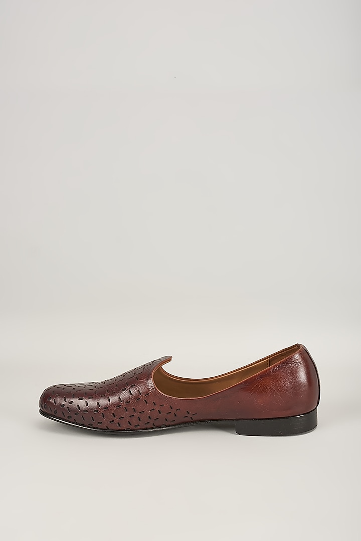 Brown Leather Mojaris by ARTIMEN at Pernia's Pop Up Shop