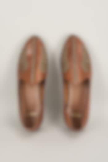 Brown Leather Mojaris by ARTIMEN at Pernia's Pop Up Shop