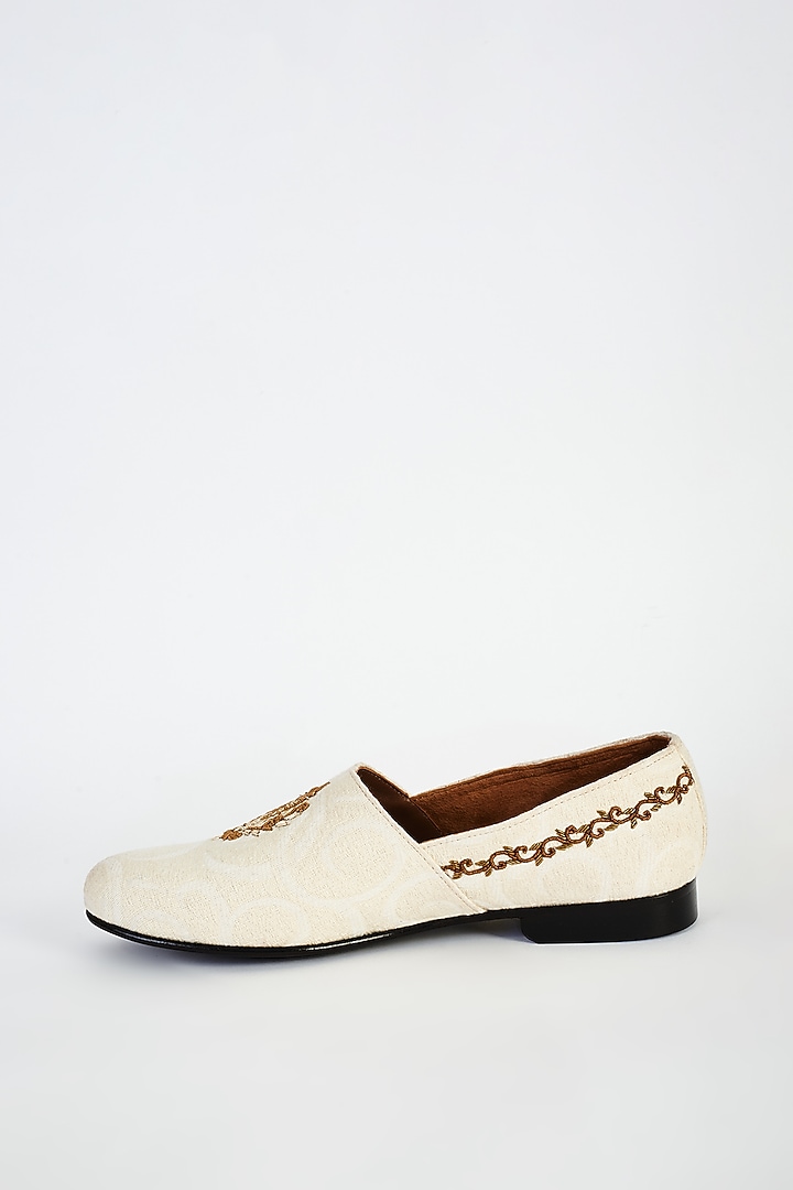 White Jacquard Hand Embroidered Shoes by ARTIMEN at Pernia's Pop Up Shop