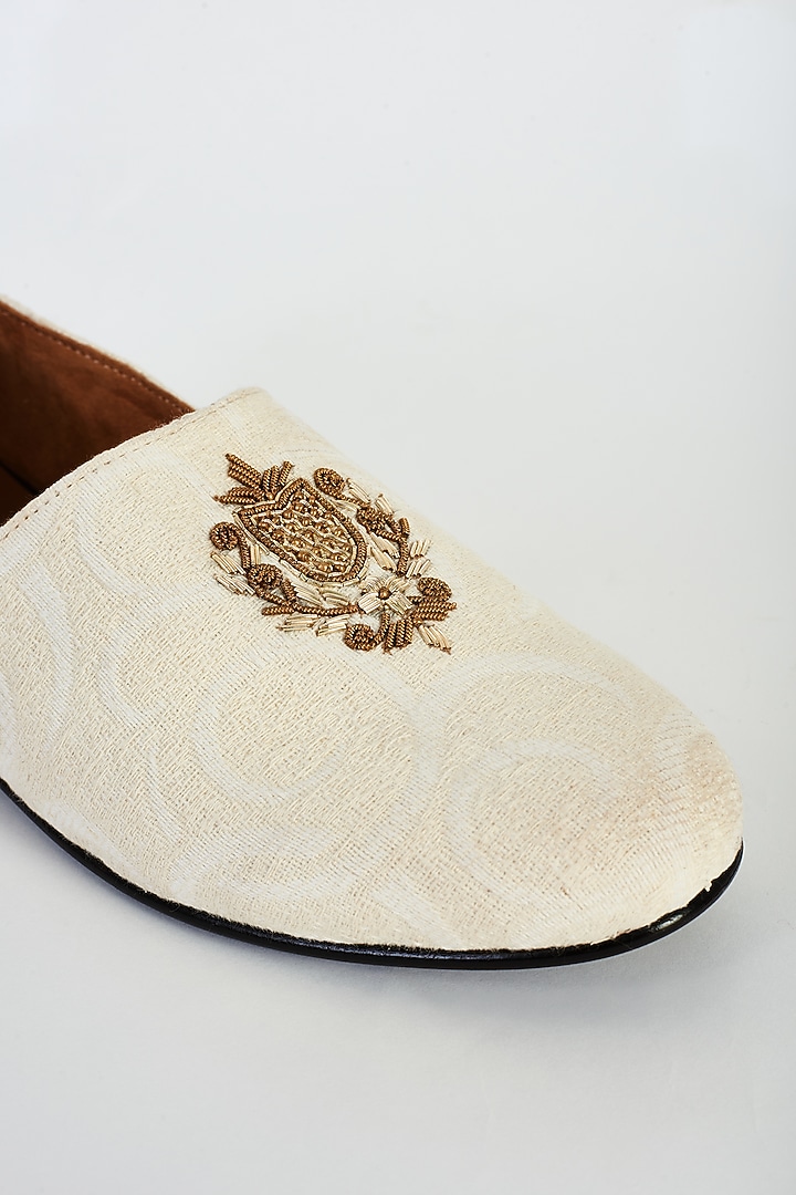 White Jacquard Hand Embroidered Shoes by ARTIMEN at Pernia's Pop Up Shop