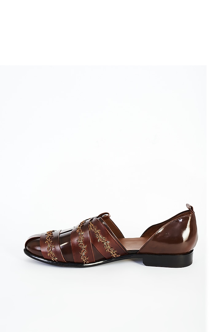 Brown Leather Hand Embroidered Shoes by ARTIMEN at Pernia's Pop Up Shop