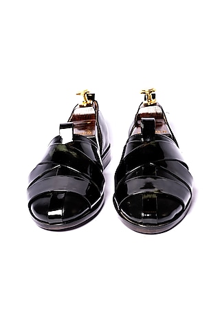 Black Soft Leather Hand Embroidered Juttis by ARTIMEN
