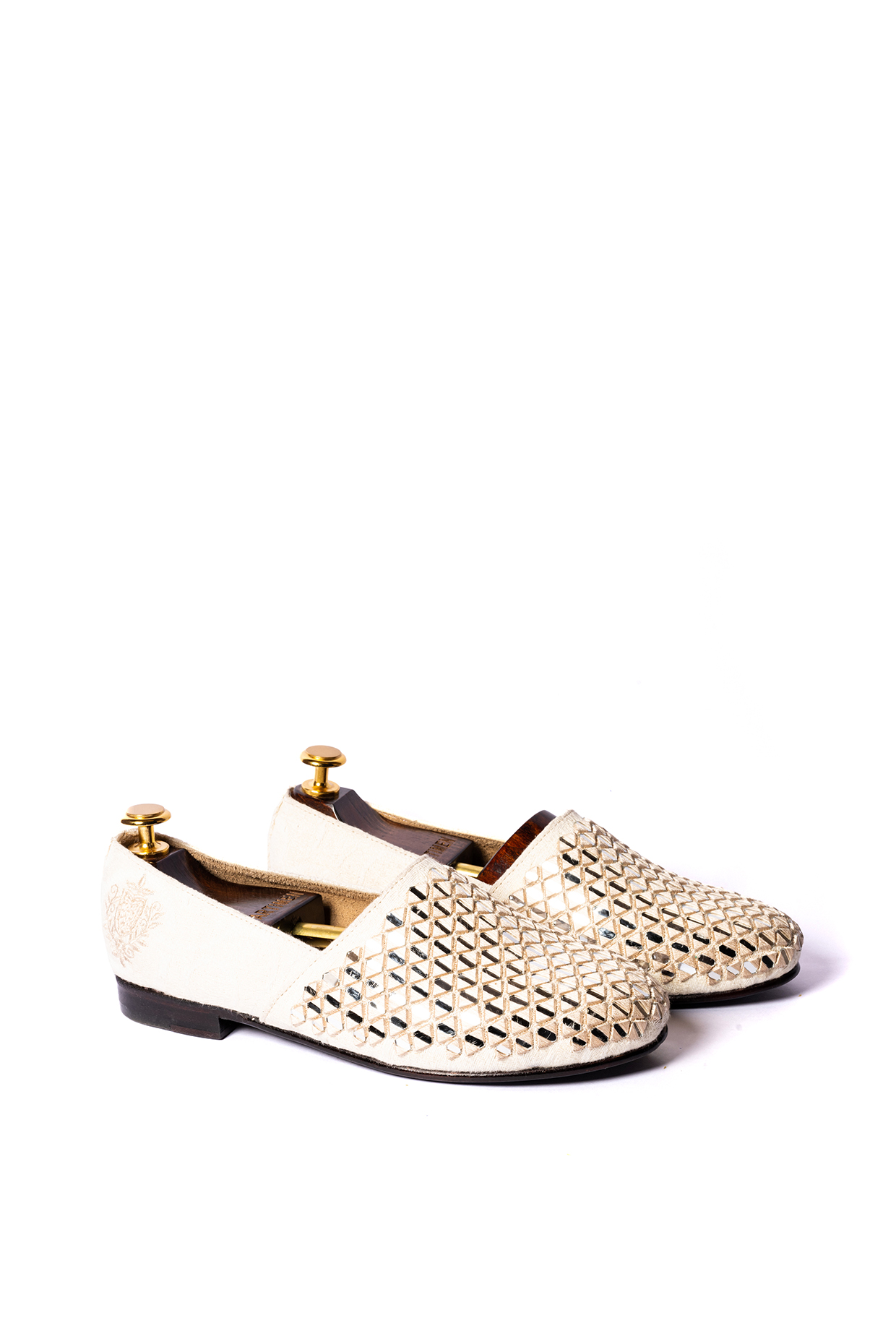 Off-White Mirror Embroidered Juttis by ARTIMEN