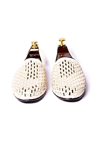 Off-White Leather Mirror Work Juttis by ARTIMEN