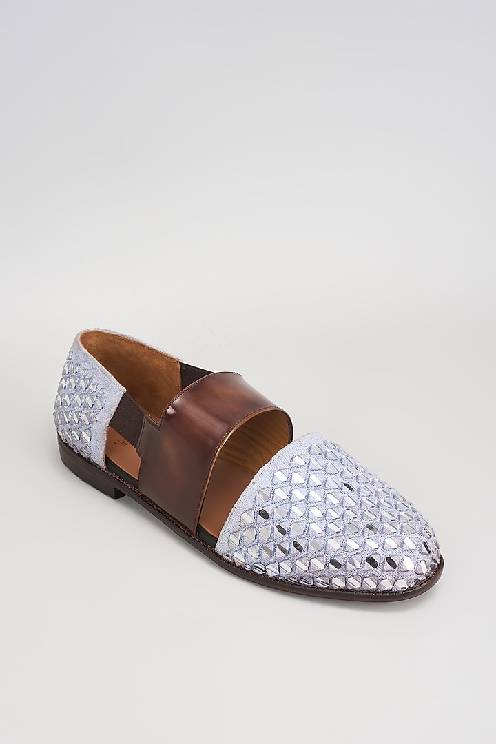 Grey Jacquard Hand Embroidered Juttis by ARTIMEN at Pernia's Pop Up Shop