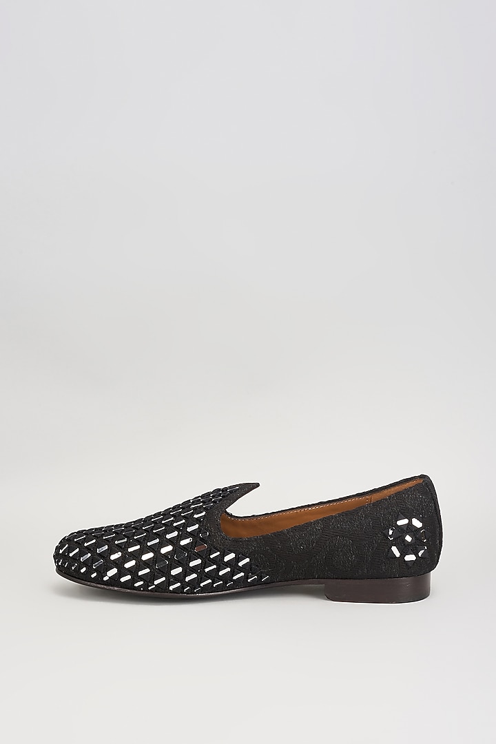Black Jacquard Mirror Work Juttis by ARTIMEN at Pernia's Pop Up Shop