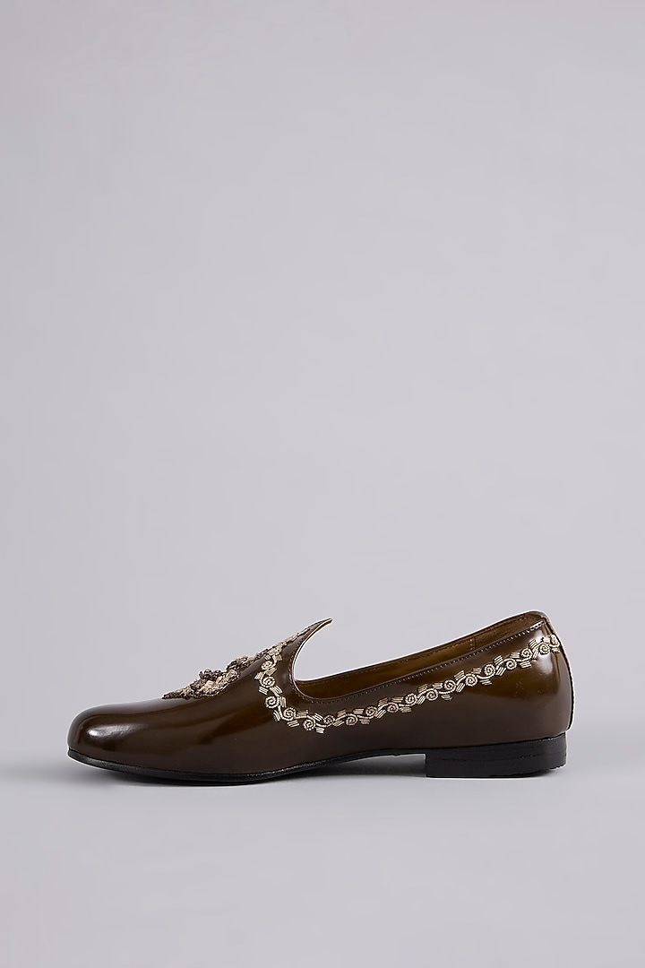 Brown Leather Zardosi Work Juttis by ARTIMEN at Pernia's Pop Up Shop
