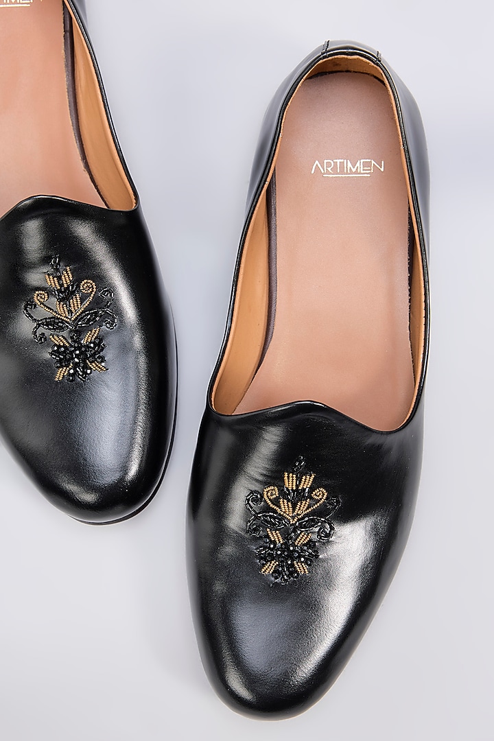 Black Leather Dabka Handwork Juttis by ARTIMEN at Pernia's Pop Up Shop