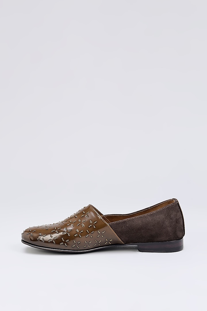 Burnt Brown Leather Dabka Embroidered Juttis by ARTIMEN at Pernia's Pop Up Shop