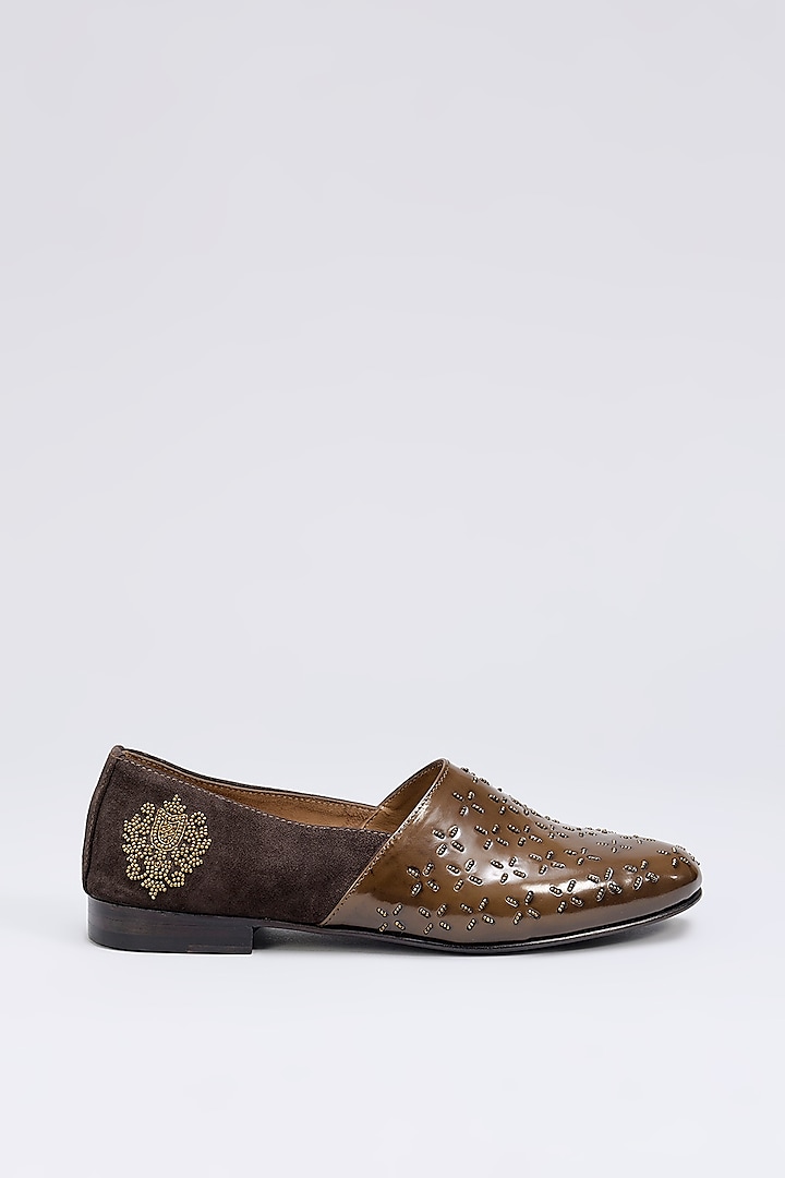 Burnt Brown Leather Dabka Embroidered Juttis by ARTIMEN at Pernia's Pop Up Shop