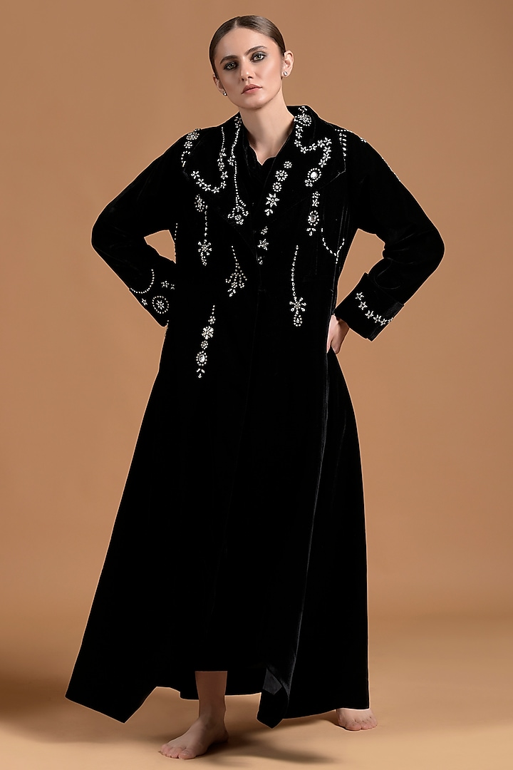 Black Poly Velvet Embellished Dress by Amore Mio by Hitu