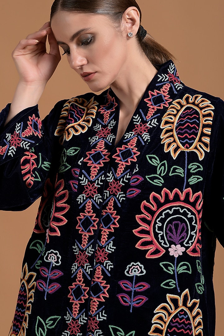 Navy Blue Poly Velvet Embroidered Abaya by Amore Mio by Hitu at Pernia's Pop Up Shop