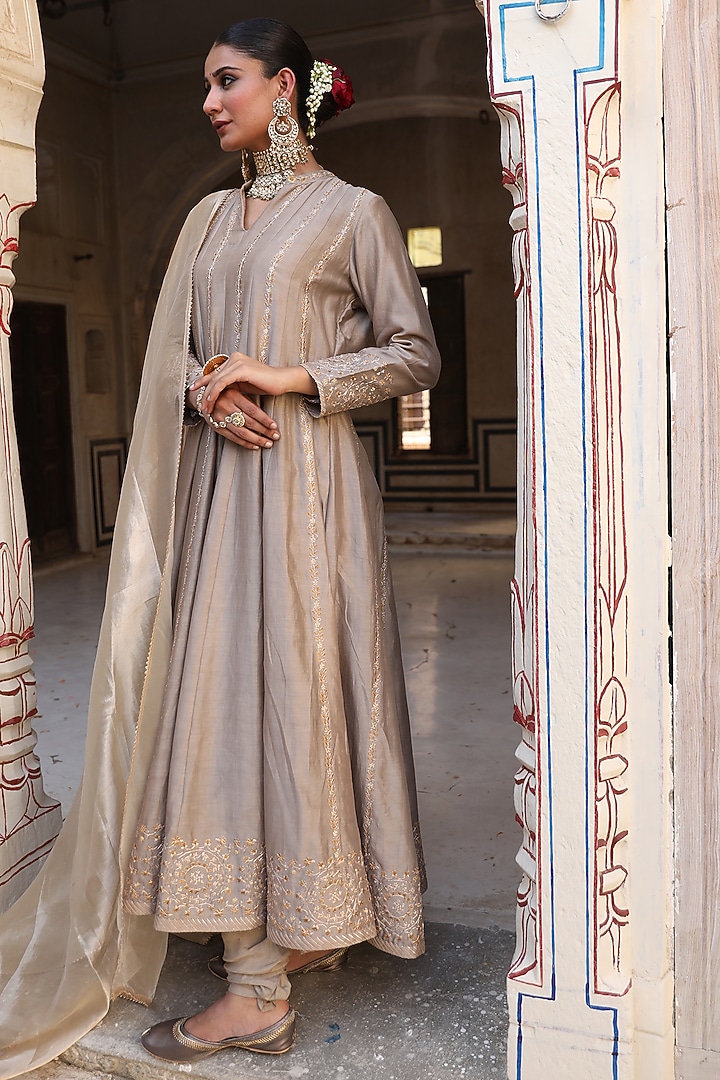 Silver Silk Hand Embroidered Wedding Anarkali Set by AMOREE at Pernia's Pop Up Shop