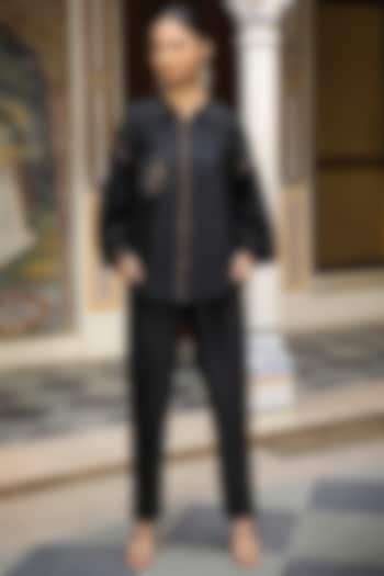 Black Silk Chanderi Hand Embroidered Co-Ord Set by AMOREE at Pernia's Pop Up Shop