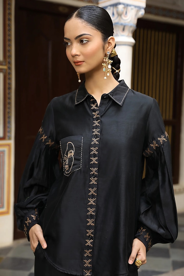 Black Silk Chanderi Hand Embroidered Co-Ord Set by AMOREE at Pernia's Pop Up Shop